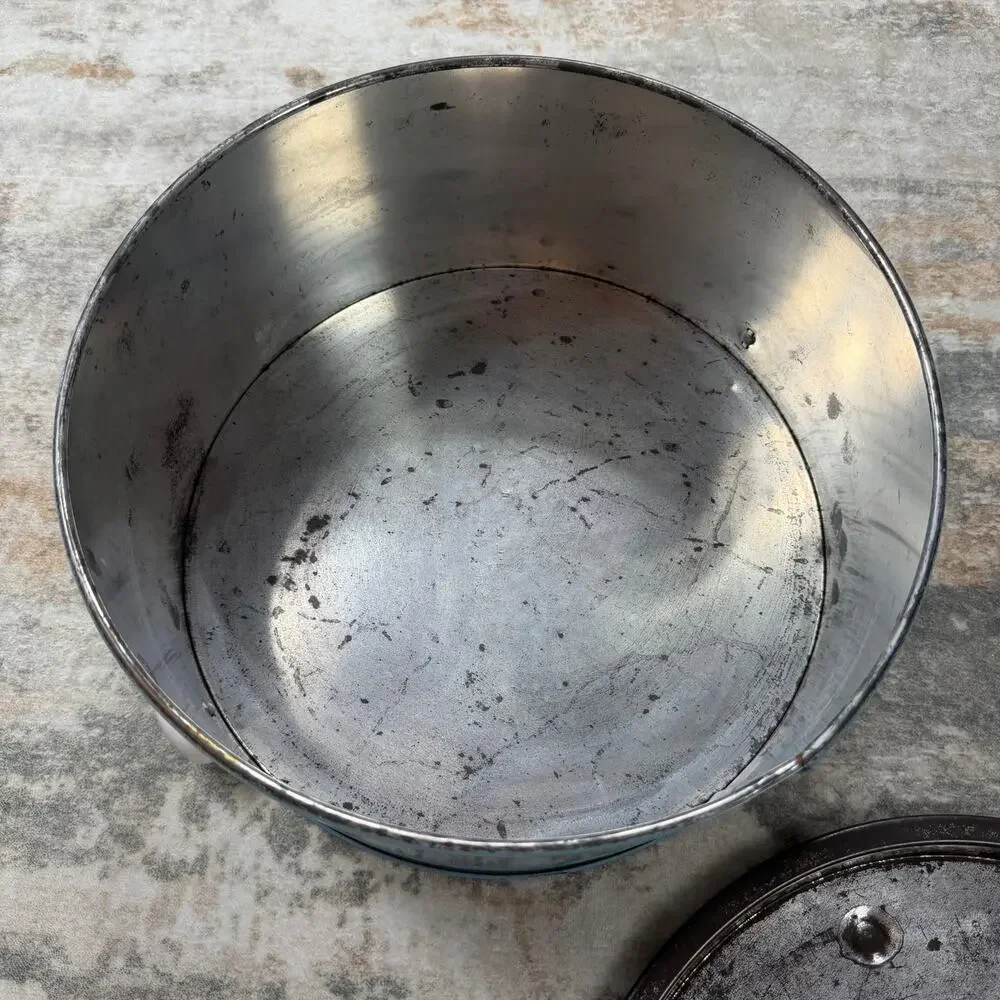 Vintage Blue Locking Metal Cake Pie Carrier Atomic Burst MCM 60s